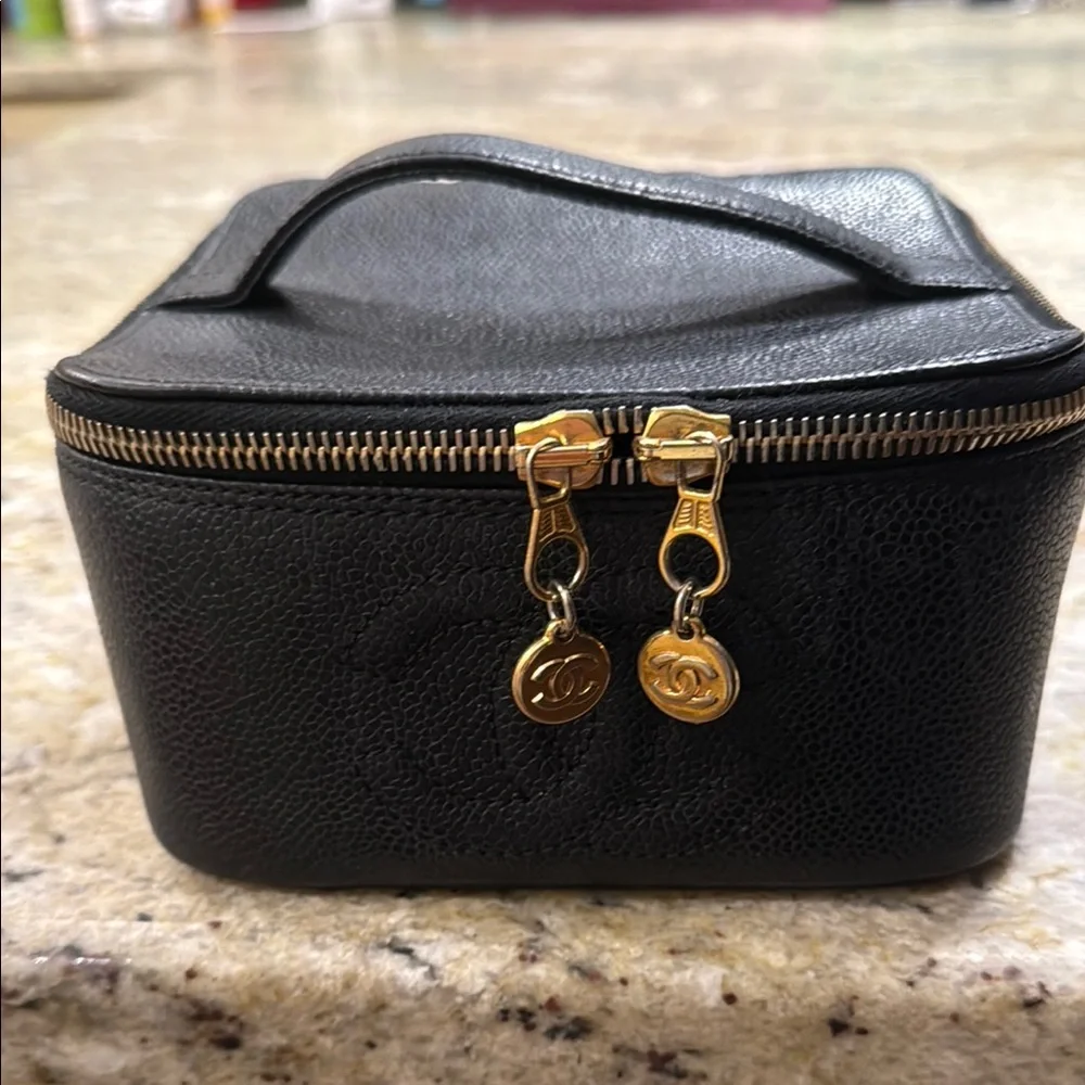 Chanel Black Leather Vanity Case - Picture 1 of 16